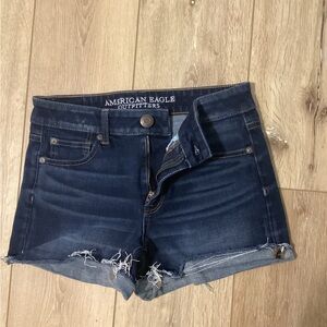 AE Hi-Rise Shortie, size 4